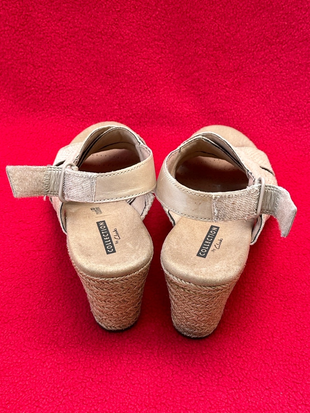 Collection By Clarks Tan Snakeskin Textured Wedge Sandals with Slingback Sz 6.5M - Picture 5 of 7